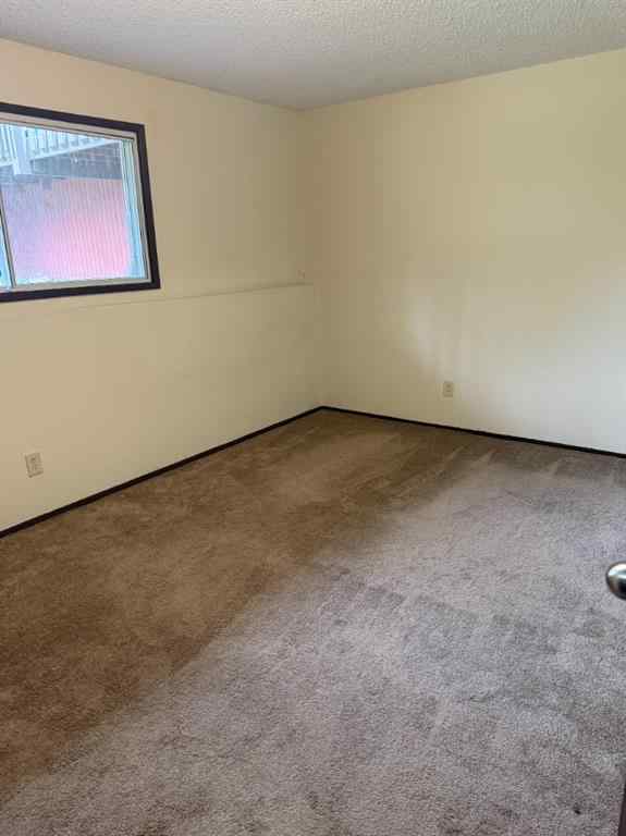 MLS® A2225168 - Unit #1-12 4607 73 Street NW in Bowness Calgary, Commercial