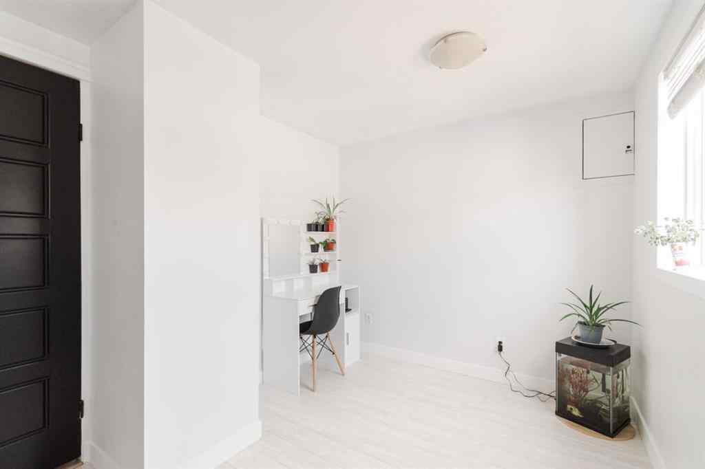 MLS® A2225170 - 184 Gregoire Crescent  in Gregoire Park Fort McMurray, Residential