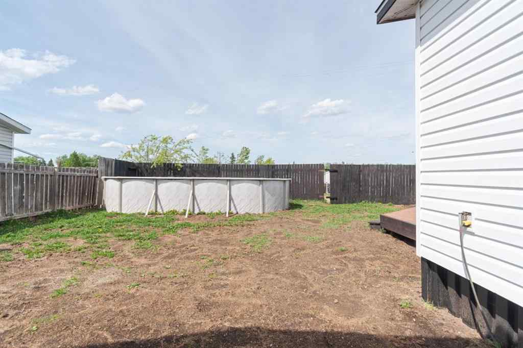 MLS® A2225170 - 184 Gregoire Crescent  in Gregoire Park Fort McMurray, Residential
