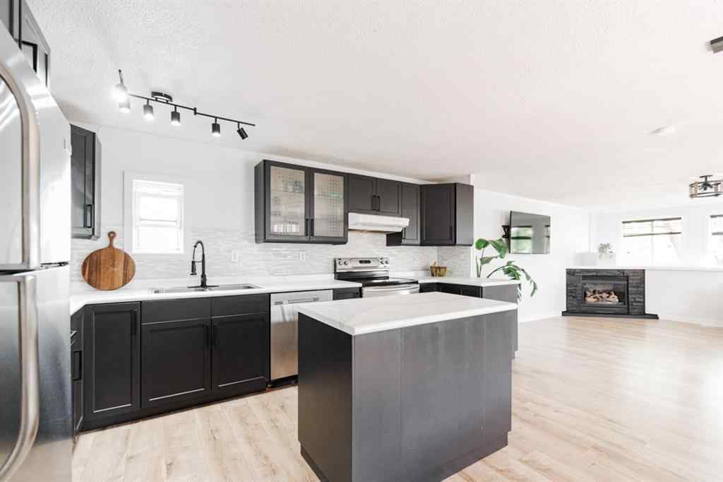 MLS® A2225170 - 184 Gregoire Crescent  in Gregoire Park Fort McMurray, Residential