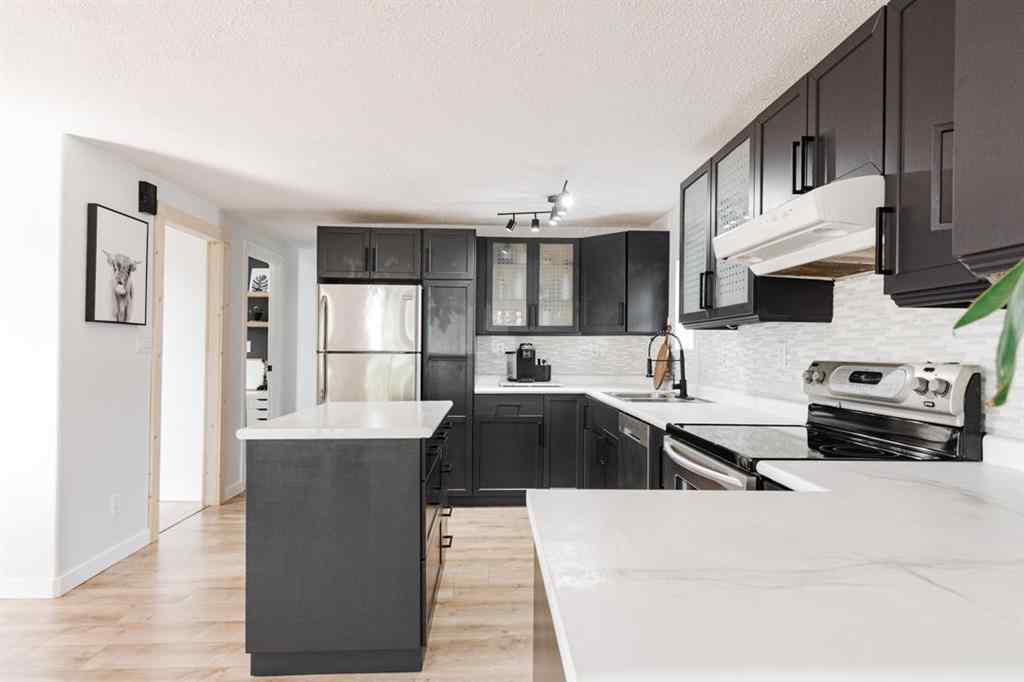 MLS® A2225170 - 184 Gregoire Crescent  in Gregoire Park Fort McMurray, Residential