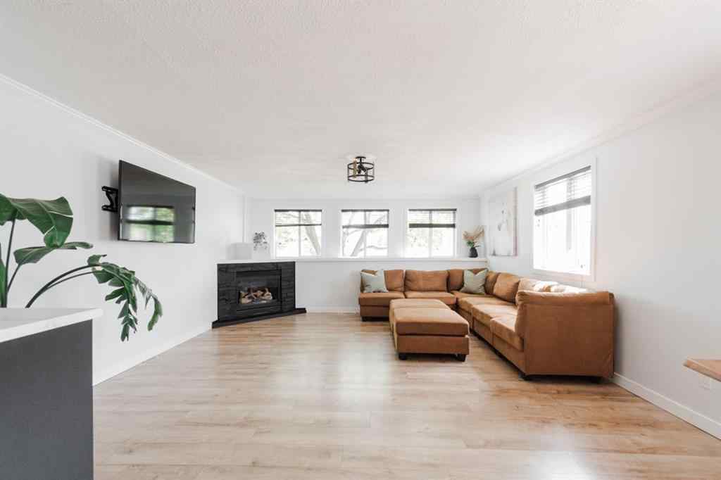 MLS® A2225170 - 184 Gregoire Crescent  in Gregoire Park Fort McMurray, Residential