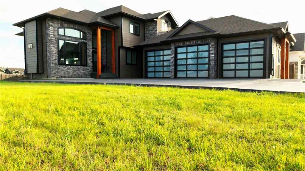 MLS® A2225178 - 10617 154a Avenue  in Whispering Ridge Rural Grande Prairie No. 1, County of, Residential