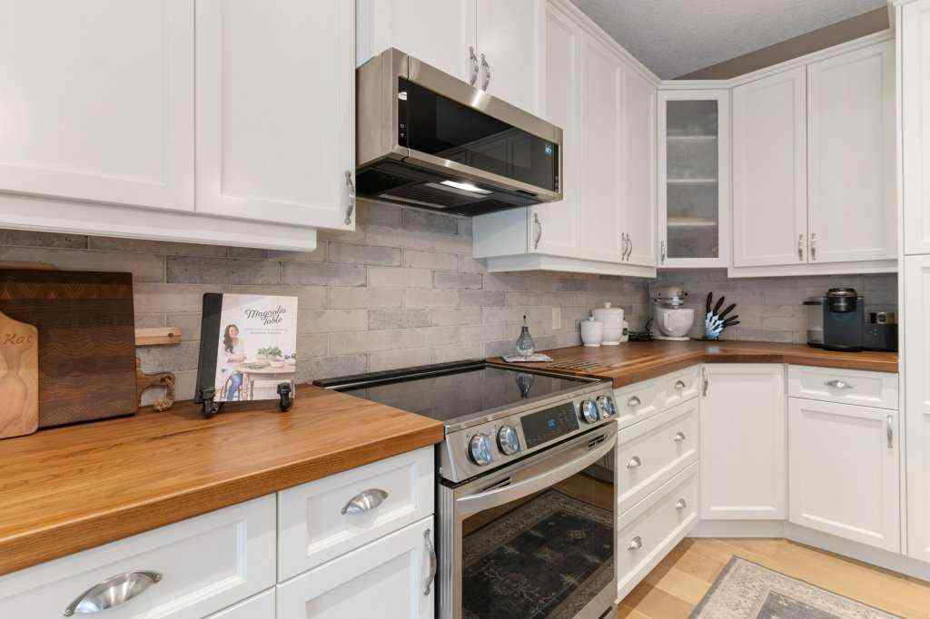 MLS® A2225187 - 84 Panatella Manor NW in Panorama Hills Calgary, Residential