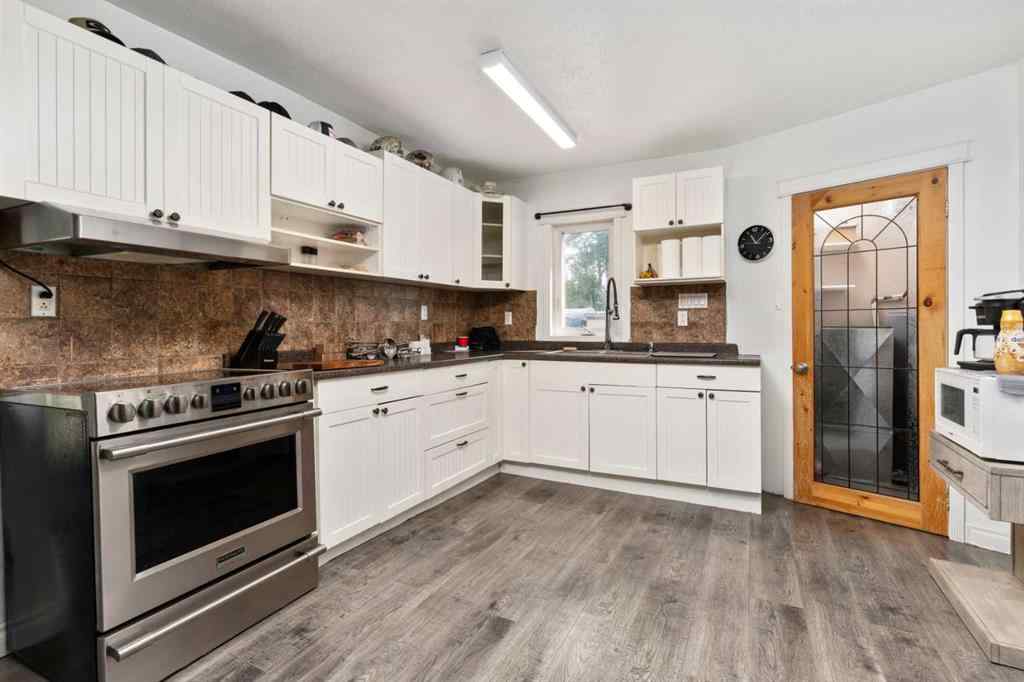 MLS® A2225197 - 211 Red Wing Crescent  in Tillicum Beach Tillicum Beach, Residential