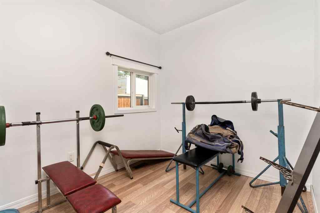 MLS® A2225197 - 211 Red Wing Crescent  in Tillicum Beach Tillicum Beach, Residential