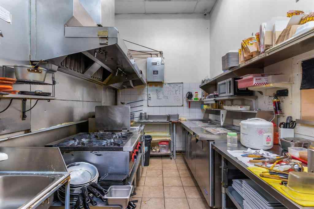 MLS® A2225233 - Unit ##108 6008 Macleod Trail SW in Manchester Industrial Calgary, Commercial