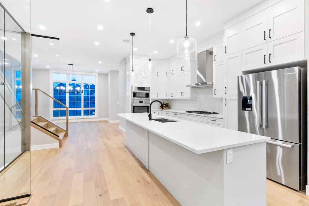 MLS® A2225242 - 520 34A Street NW in Parkdale Calgary, Residential