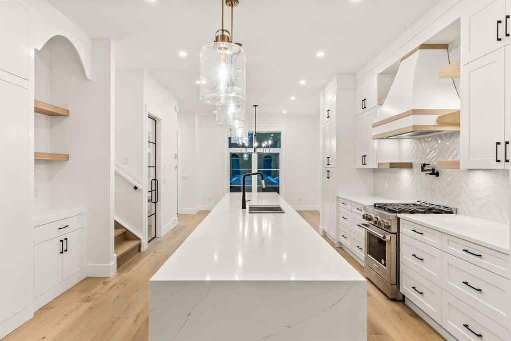 MLS® A2225242 - 520 34A Street NW in Parkdale Calgary, Residential