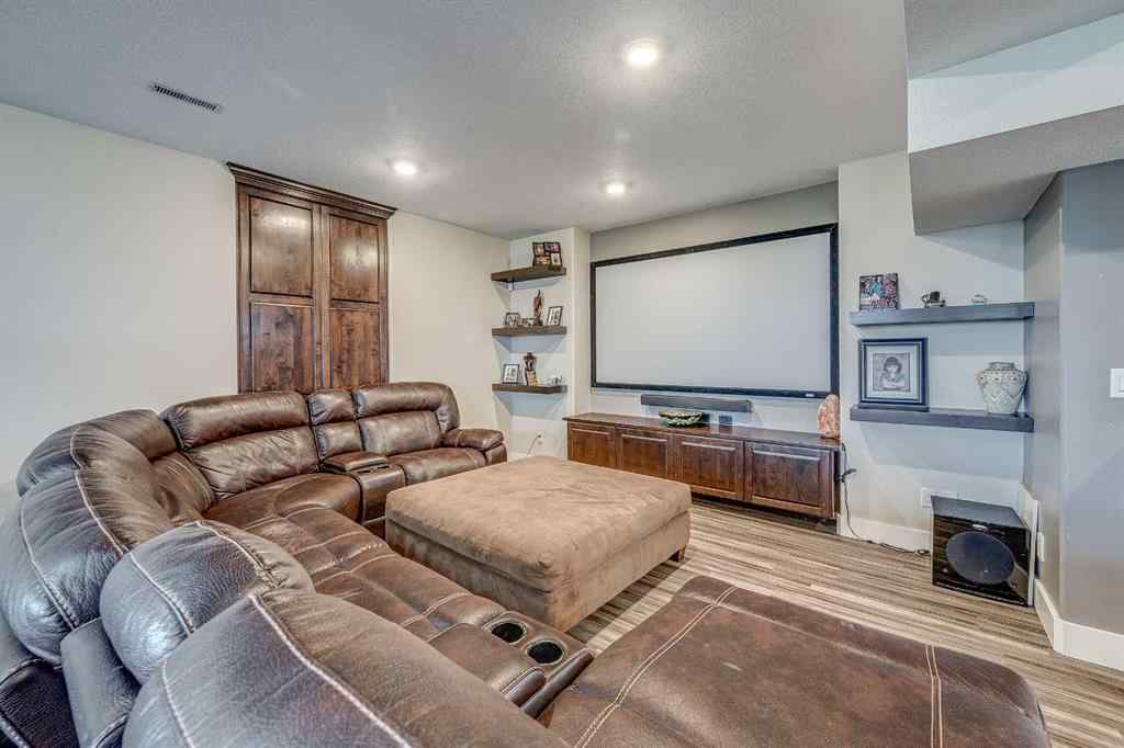 MLS® A2225268 - 4300 Memorial Trail  in Vista Sylvan Lake, Residential