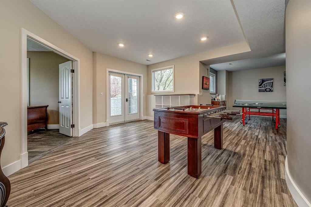 MLS® A2225268 - 4300 Memorial Trail  in Vista Sylvan Lake, Residential