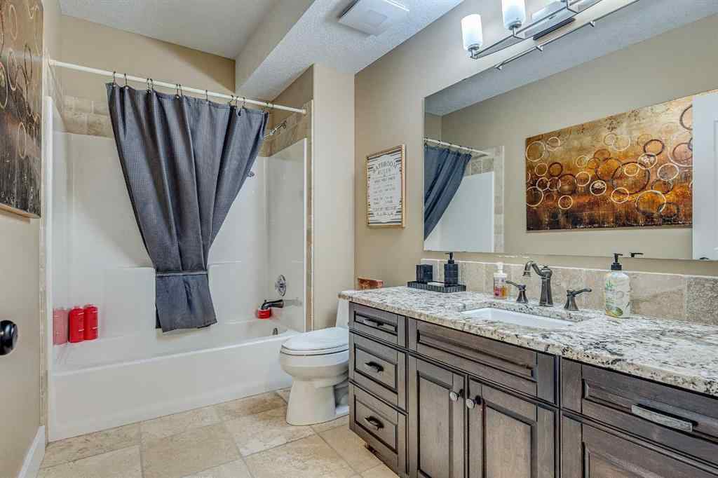 MLS® A2225268 - 4300 Memorial Trail  in Vista Sylvan Lake, Residential