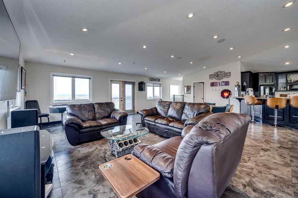 MLS® A2225268 - 4300 Memorial Trail  in Vista Sylvan Lake, Residential