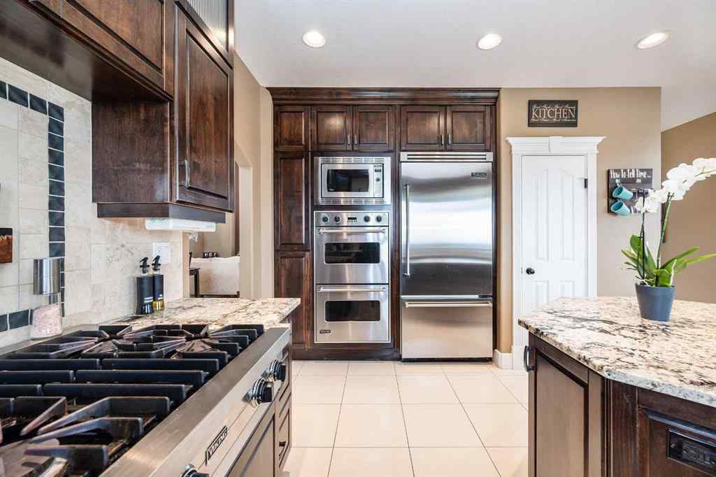 MLS® A2225268 - 4300 Memorial Trail  in Vista Sylvan Lake, Residential
