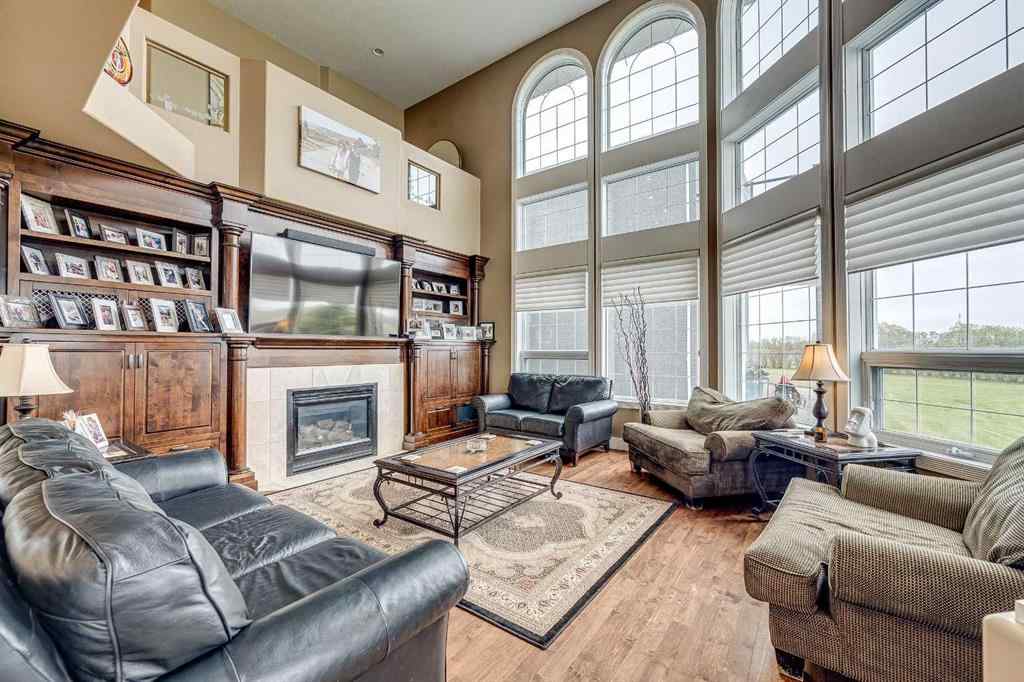 MLS® A2225268 - 4300 Memorial Trail  in Vista Sylvan Lake, Residential