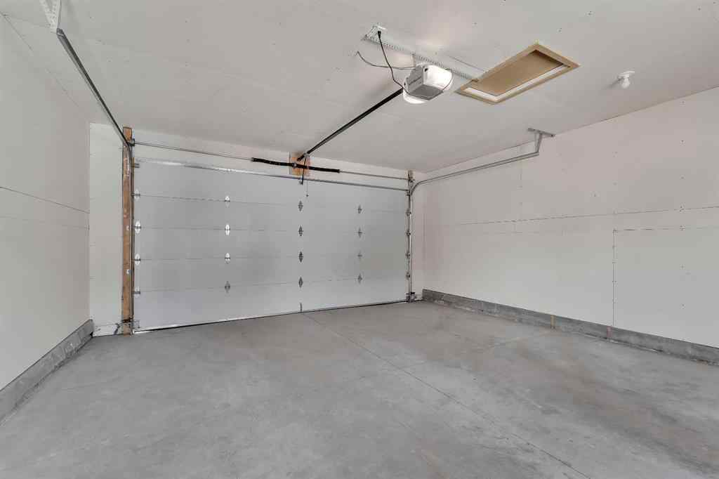 MLS® A2225272 - 617 19 Avenue NW in Mount Pleasant Calgary, Residential