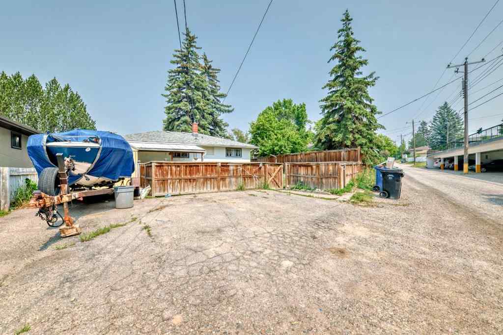 MLS® A2225308 - 7 Fielding Drive SE in Fairview Calgary, Residential