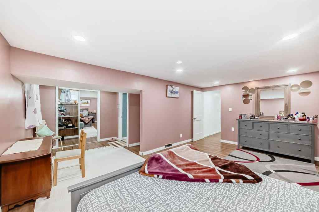 MLS® A2225308 - 7 Fielding Drive SE in Fairview Calgary, Residential