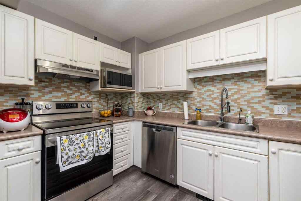 MLS® A2225321 - Unit #1 4501 39 Street  in Larsen Grove Lloydminster, Residential