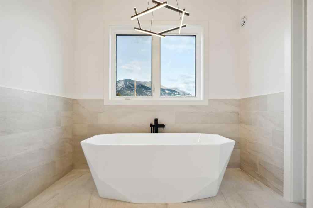 MLS® A2225369 - 512 8th Avenue  in South Canmore Canmore, Residential