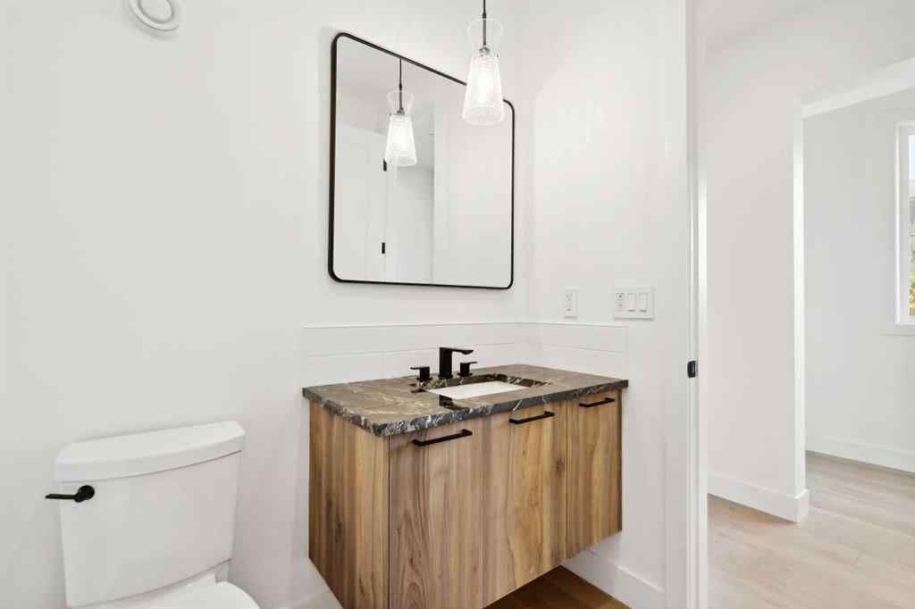 MLS® A2225369 - 512 8th Avenue  in South Canmore Canmore, Residential