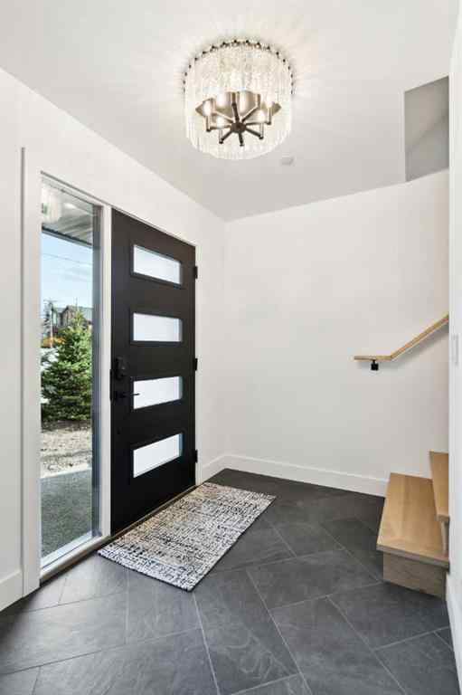 MLS® A2225369 - 512 8th Avenue  in South Canmore Canmore, Residential