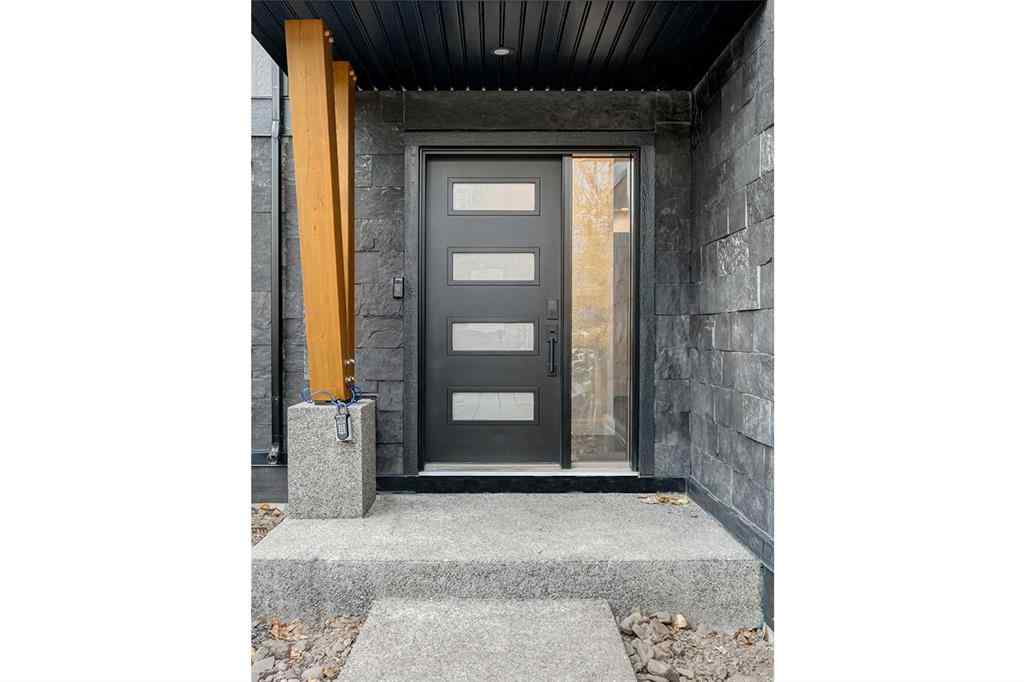 MLS® A2225369 - 512 8th Avenue  in South Canmore Canmore, Residential