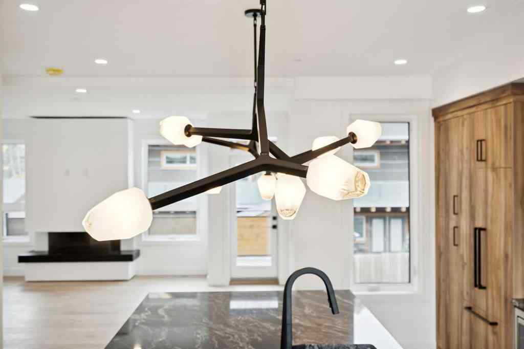 MLS® A2225369 - 512 8th Avenue  in South Canmore Canmore, Residential