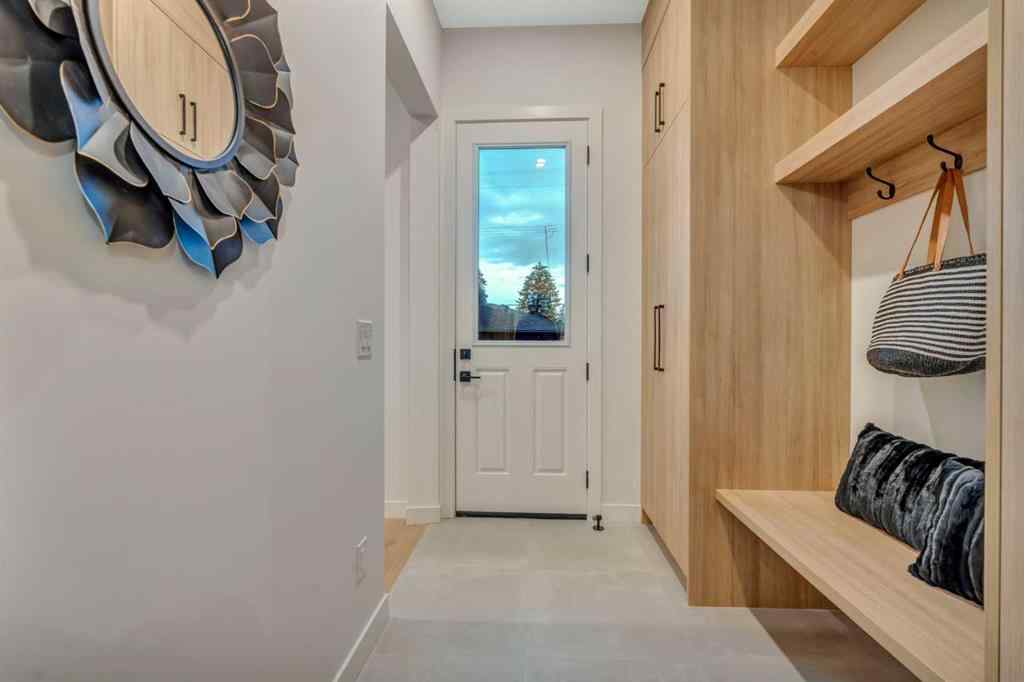 MLS® A2225377 - 2034 29 Street SW in Killarney/Glengarry Calgary, Residential