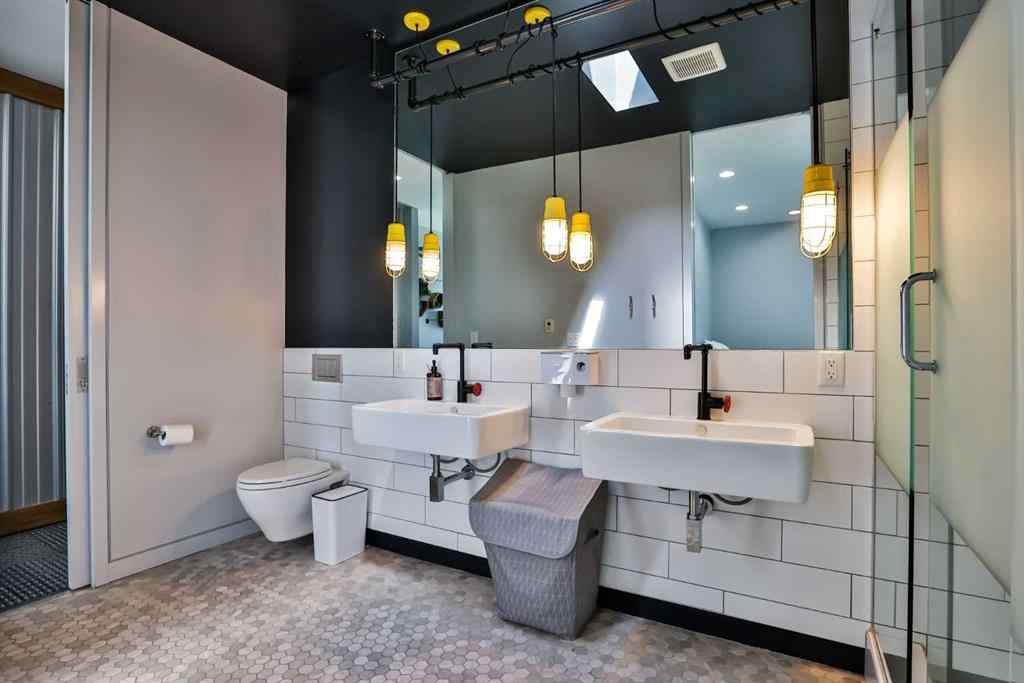 MLS® A2225401 - 403 Meadow Lark Drive  in NONE Rural Lethbridge County, Residential