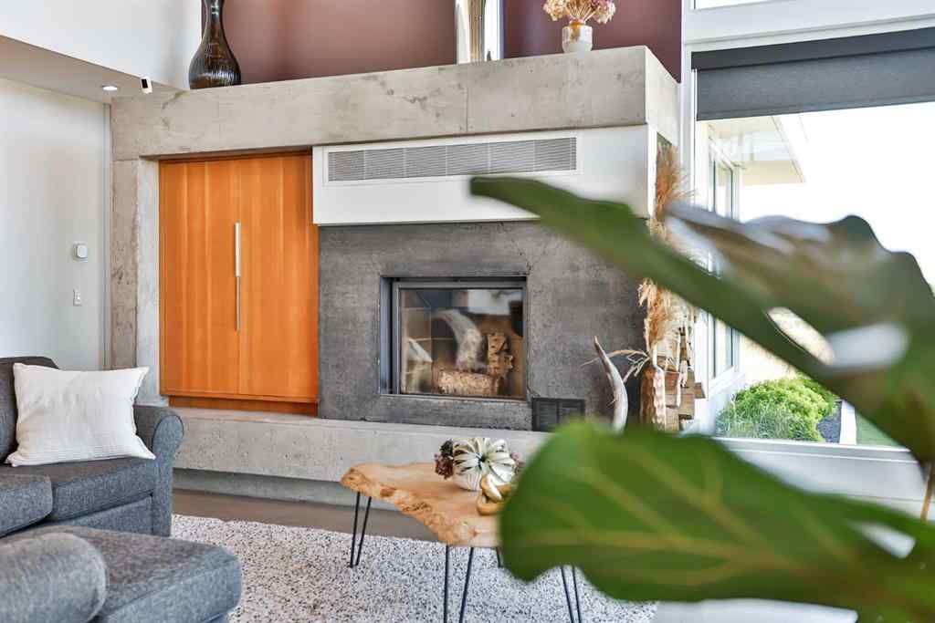 MLS® A2225401 - 403 Meadow Lark Drive  in NONE Rural Lethbridge County, Residential
