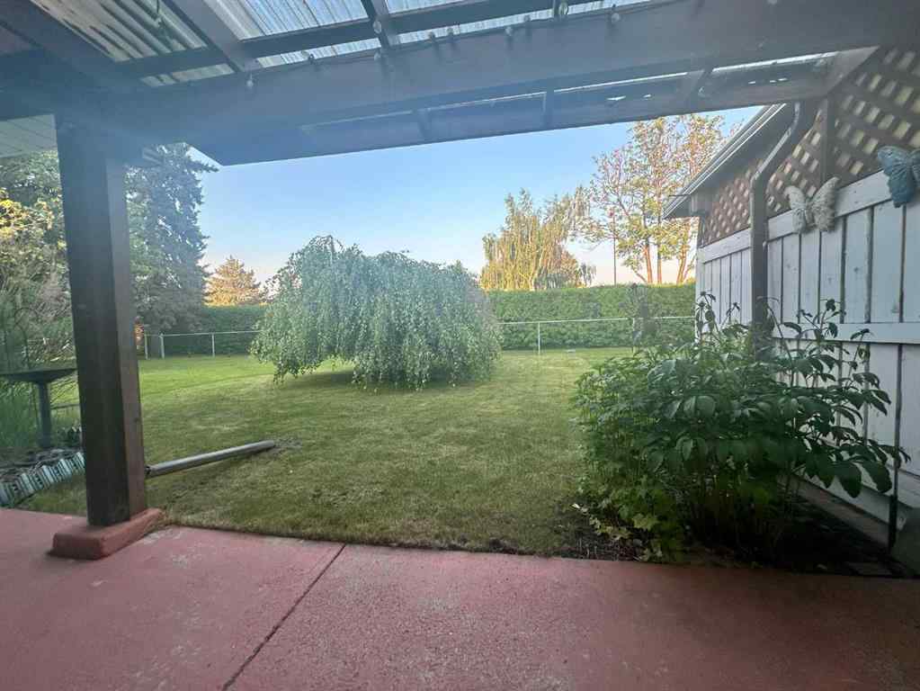 MLS® A2225410 - 4505 52 Street  in Central Ponoka Ponoka, Residential