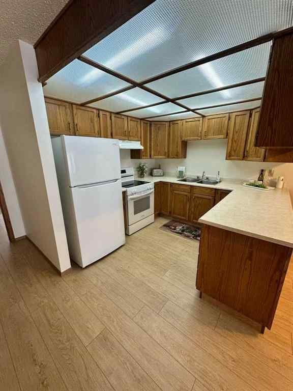 MLS® A2225410 - 4505 52 Street  in Central Ponoka Ponoka, Residential