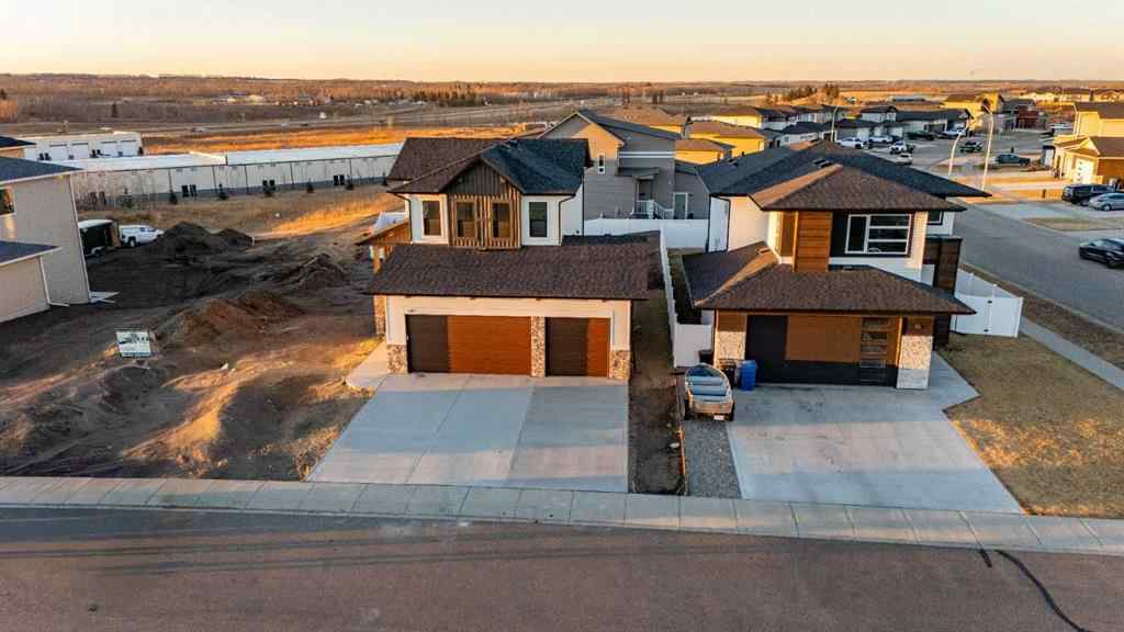 MLS® A2225489 - 62 Vista Close  in Valley Ridge Blackfalds, Residential