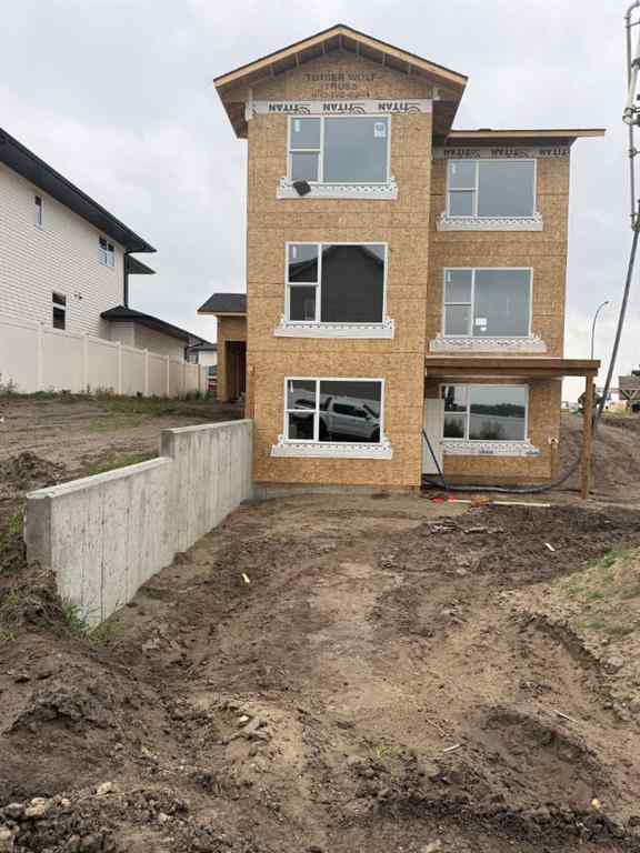 MLS® A2225489 - 62 Vista Close  in Valley Ridge Blackfalds, Residential