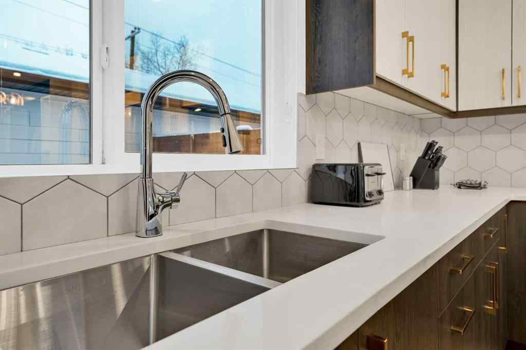 MLS® A2225503 - 214 99 Avenue SE in Willow Park Calgary, Residential