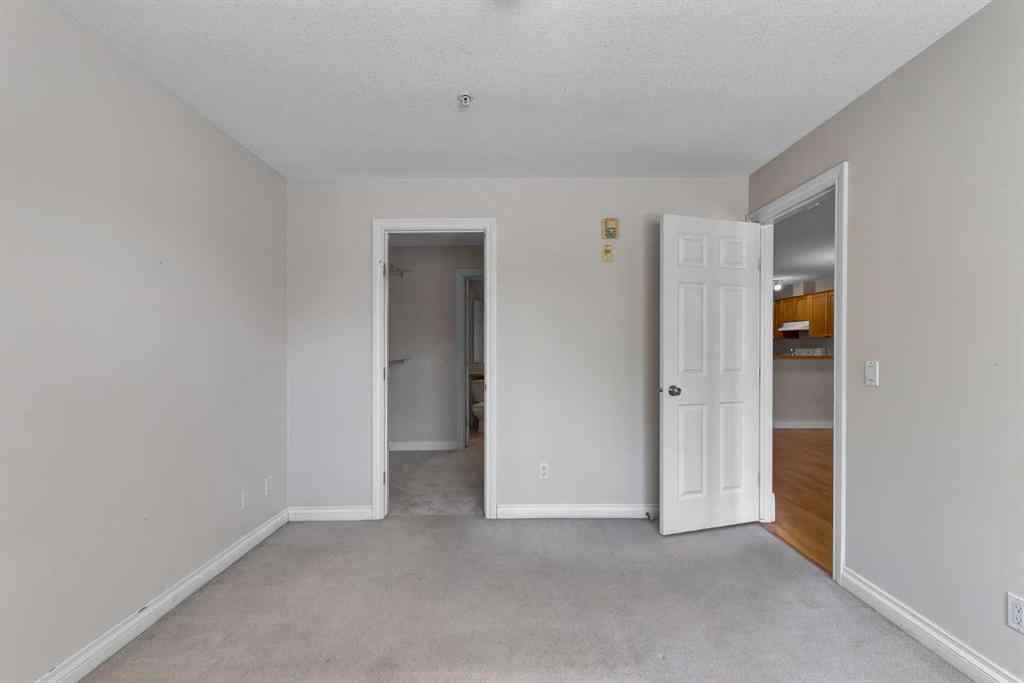 MLS® A2225518 - Unit #206 417 3 Avenue NE in Crescent Heights Calgary, Residential