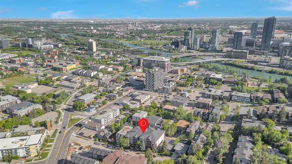 MLS® A2225518 - Unit #206 417 3 Avenue NE in Crescent Heights Calgary, Residential
