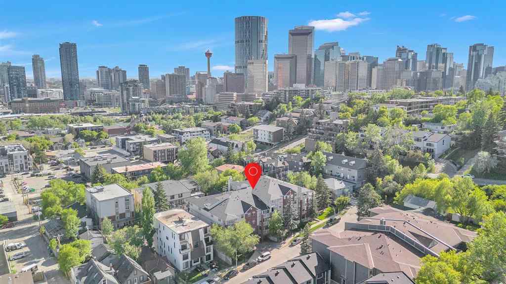 MLS® A2225518 - Unit #206 417 3 Avenue NE in Crescent Heights Calgary, Residential