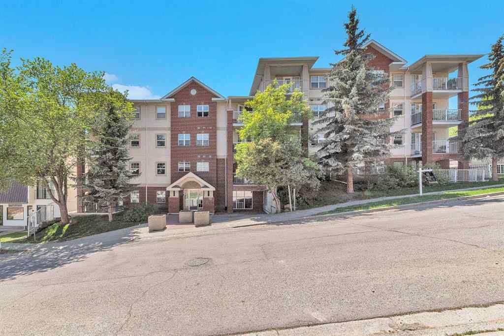 MLS® A2225518 - Unit #206 417 3 Avenue NE in Crescent Heights Calgary, Residential