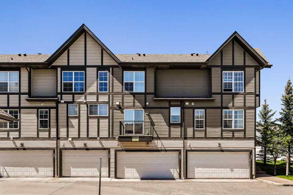 MLS® A2225519 - 103 New Brighton Villas SE in New Brighton Calgary, Residential