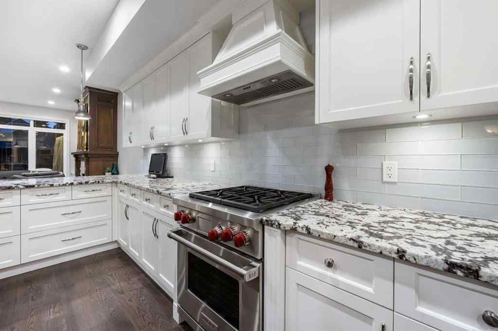 MLS® A2225520 - 922 5 Street NW in Sunnyside Calgary, Residential