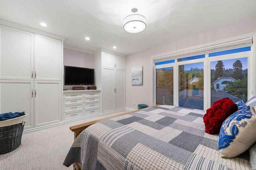 MLS® A2225520 - 922 5 Street NW in Sunnyside Calgary, Residential