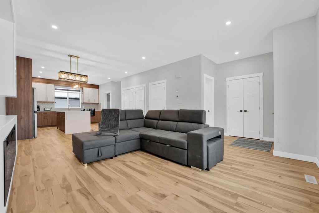 MLS® A2225521 - 216 99 Avenue SE in Willow Park Calgary, Residential