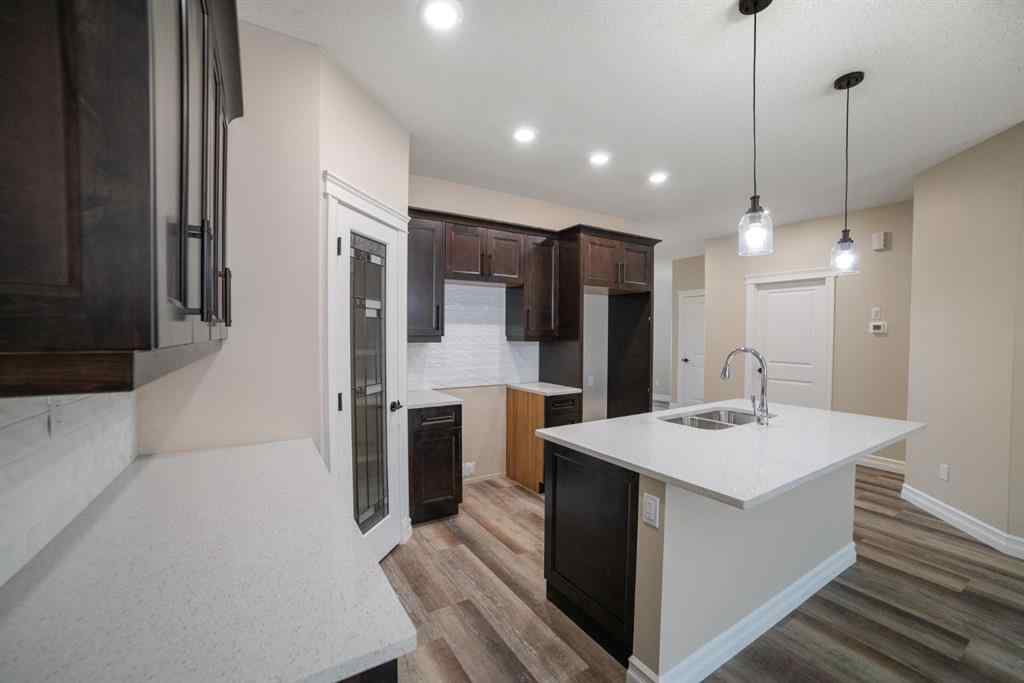 MLS® A2225532 - 5728 55 Avenue  in Victoria Park Camrose, Residential