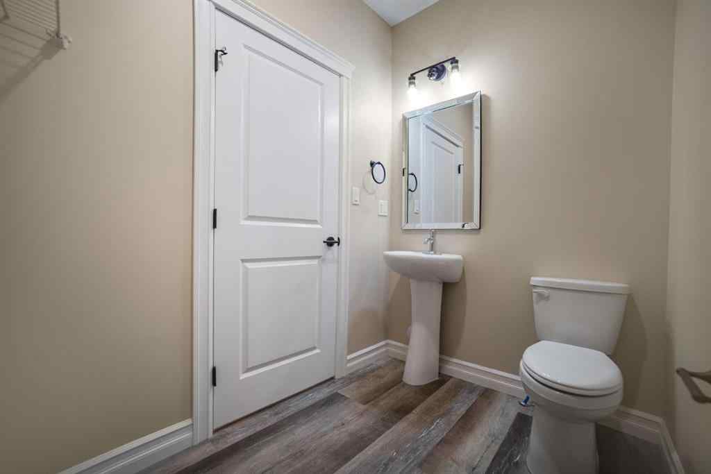 MLS® A2225532 - 5728 55 Avenue  in Victoria Park Camrose, Residential