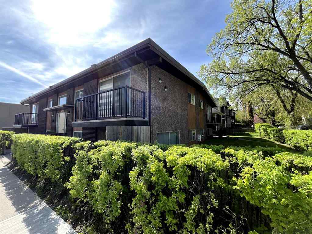 MLS® A2225540 - 1241 5 Avenue NW in Hillhurst Calgary, Commercial