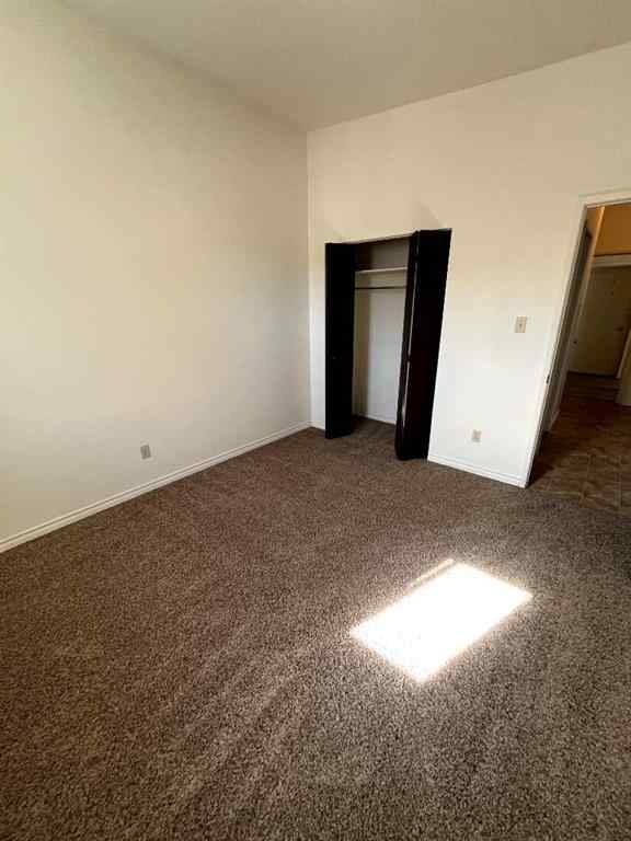 MLS® A2225540 - 1241 5 Avenue NW in Hillhurst Calgary, Commercial