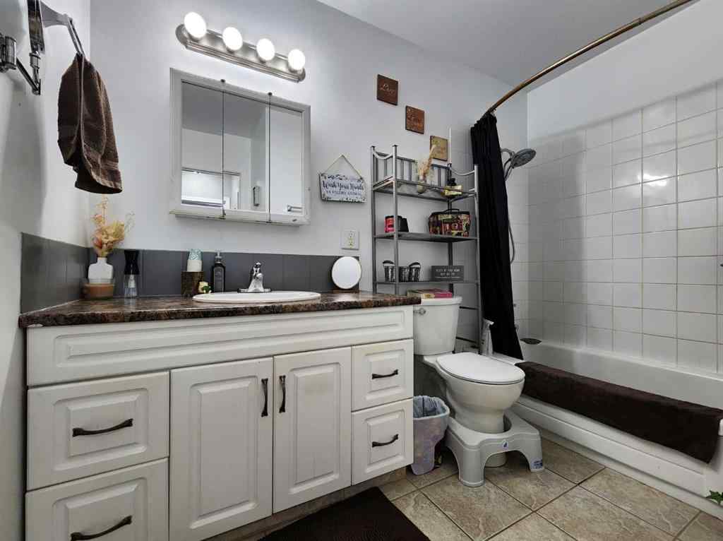 MLS® A2225588 - Unit #7 1739 St Edward Boulevard N in St Edwards Lethbridge, Residential