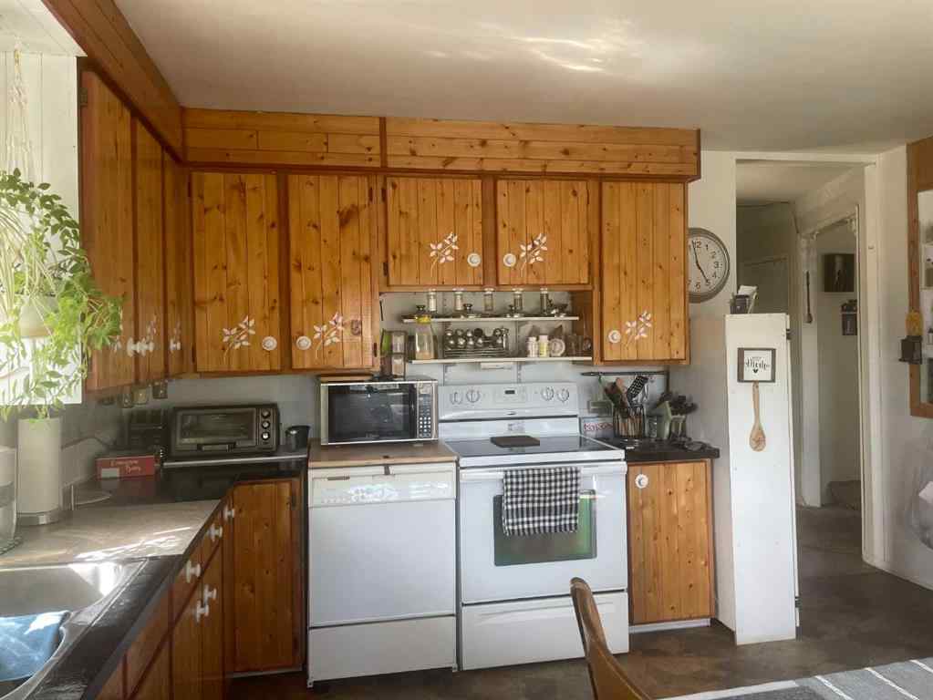 MLS® A2225599 - 842048 RGE RD 51   in NONE Rural Clear Hills County, Residential